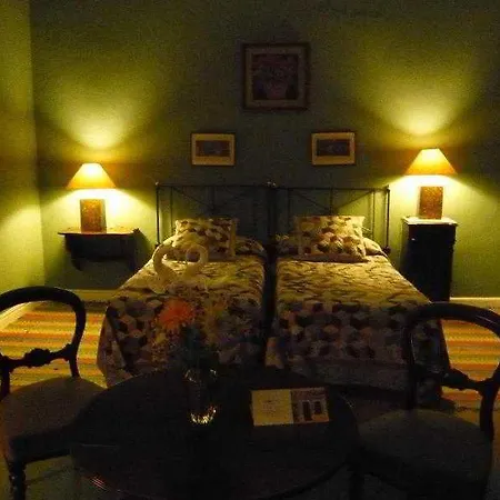 Casamarilla 2*